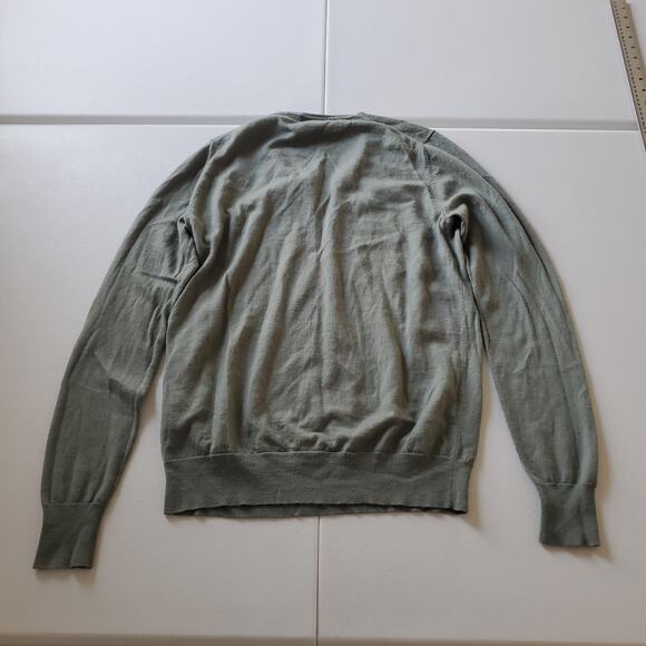 Uniqlo Sweater Mens Large Green V Neck 100% Wool Lightweight Knit Pullover - Picture 2 of 7